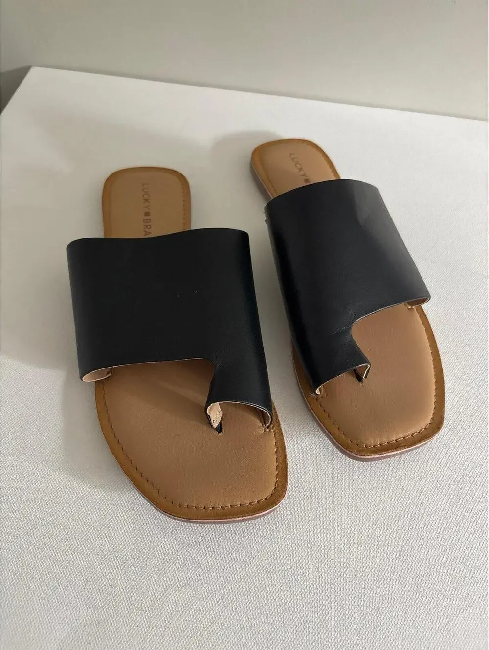 Lucky Brand Vayleri Toe Ring Slide Sandals 10